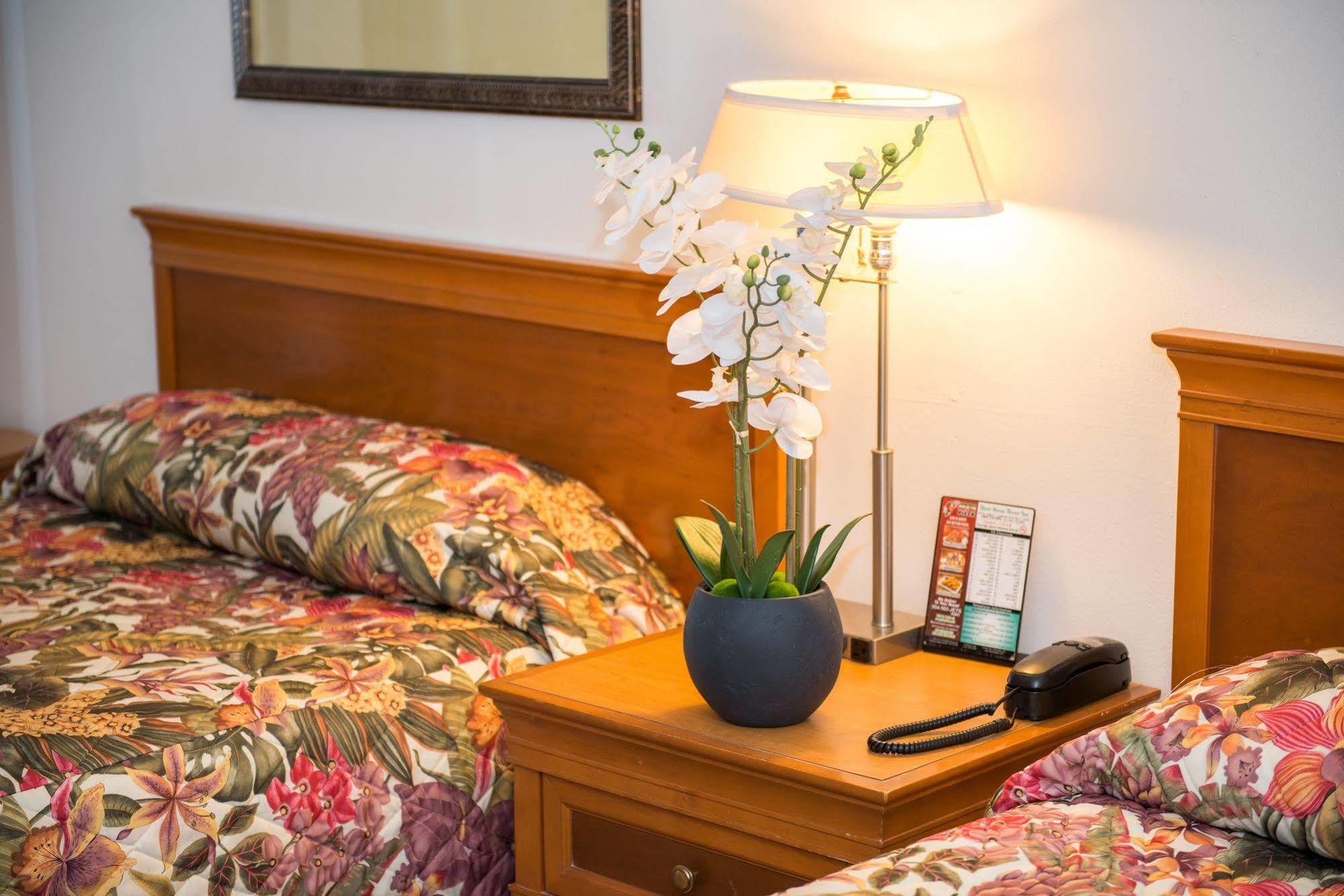 Shore Haven Resort Inn Lauderdale-by-the-Sea Eksteriør billede